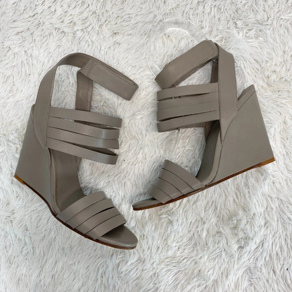 Vince. Gray Strappy Hook Loop Closure Wedges Size 6